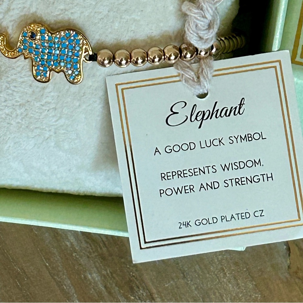 Eye Candy Crystal Elephant Bracelet 🆕 - Picture 2 of 9